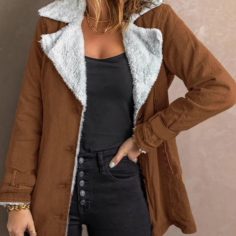 🔥 50% RABATT 🧥 Elegant & Varm Jakke med Slagkrage til Dame – Myk, Flatterende & Perfekt for Høst og Vinter
